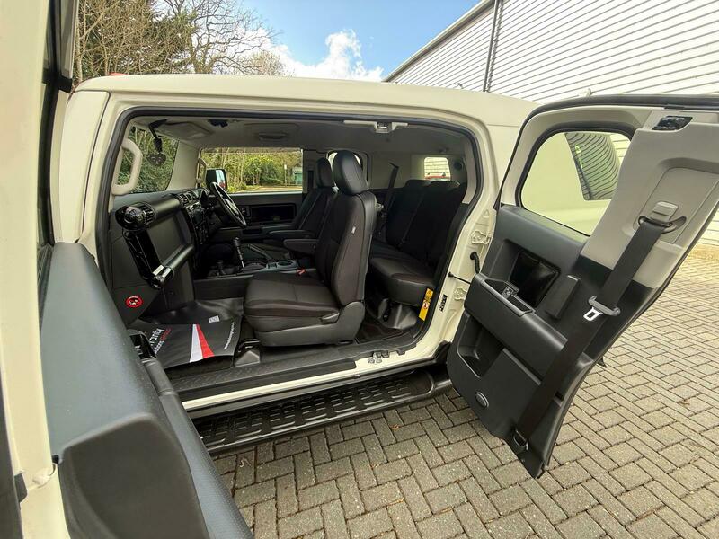 Used Toyota FJ Cruiser 2014 for sale - 77851017: Photo 41