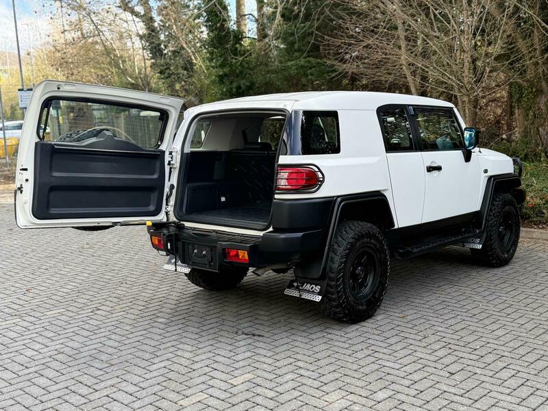 Used Toyota FJ Cruiser 2014 for sale - 77851017: Photo 42