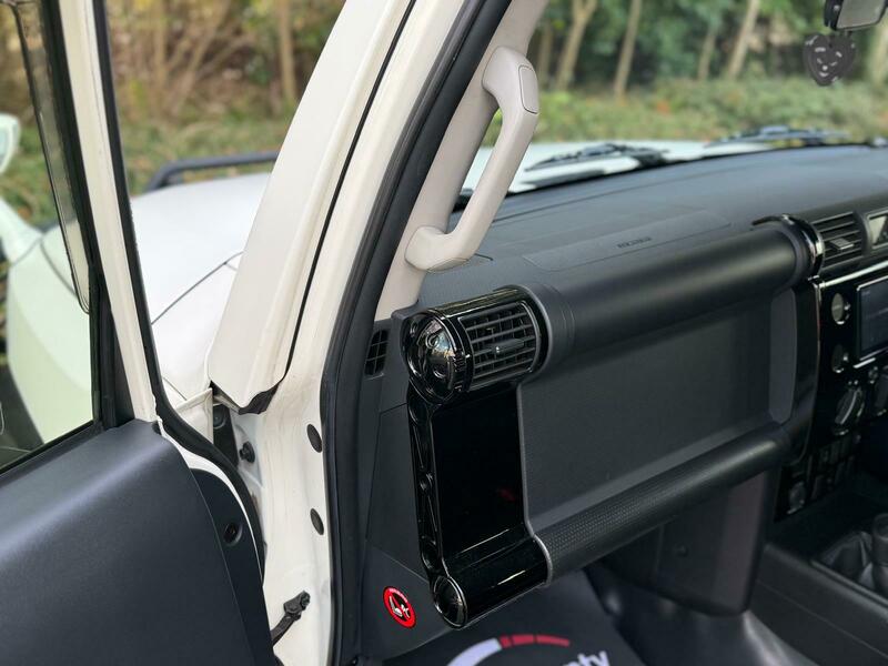 Used Toyota FJ Cruiser 2014 for sale - 77851017: Photo 49