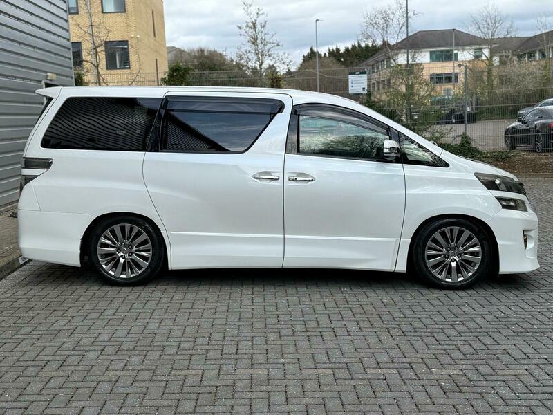 Used Toyota Vellfire 2013 for sale - 77906077: Photo 11