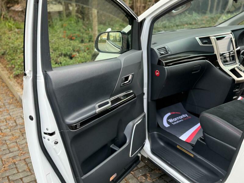 Used Toyota Vellfire 2013 for sale - 77906077: Photo 18