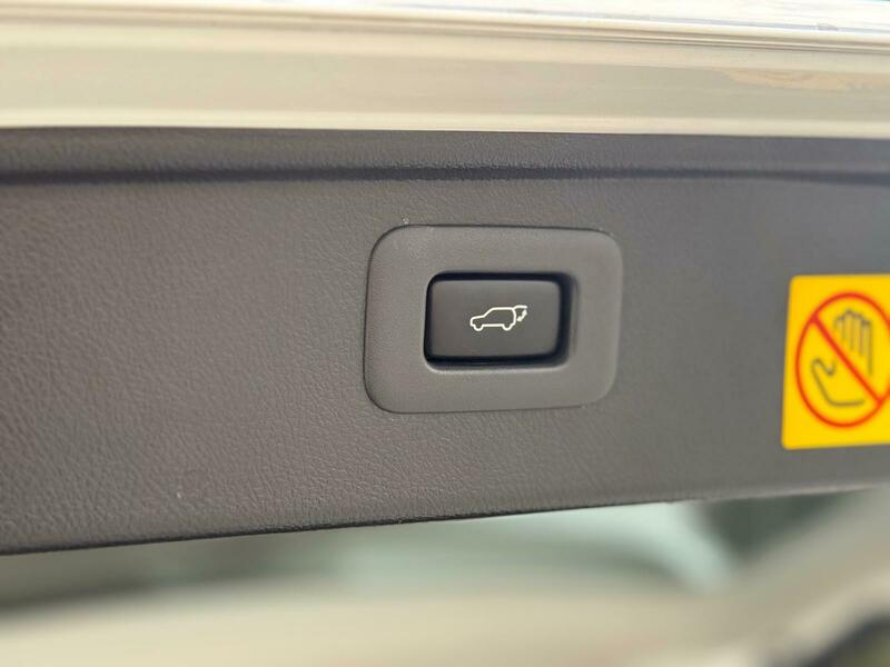 Used Toyota Vellfire 2013 for sale - 77906077: Photo 24