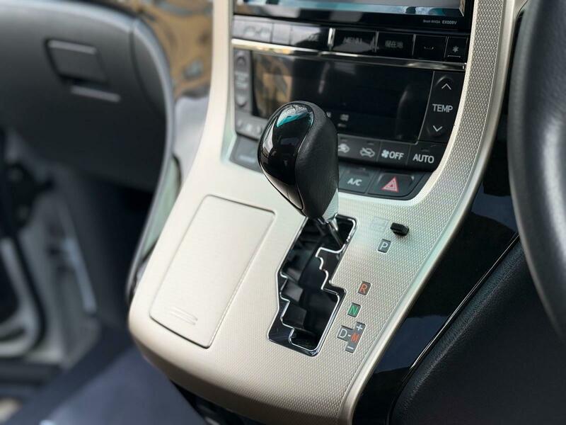 Used Toyota Vellfire 2013 for sale - 77906077: Photo 33