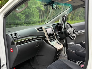 Used Toyota Vellfire 2013 for sale - 78609020: Photo