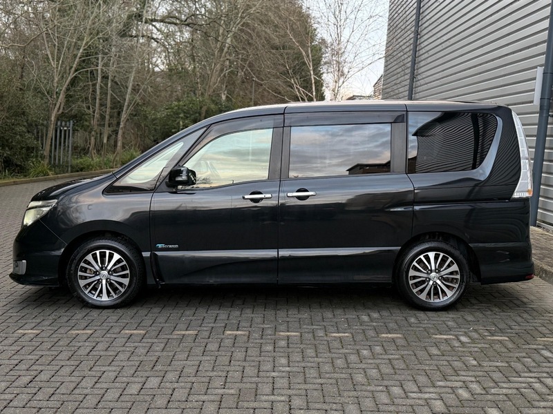 Used Nissan Serena 2015 for sale - 77241809: Photo 12