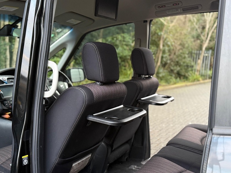 Used Nissan Serena 2015 for sale - 77241809: Photo 19