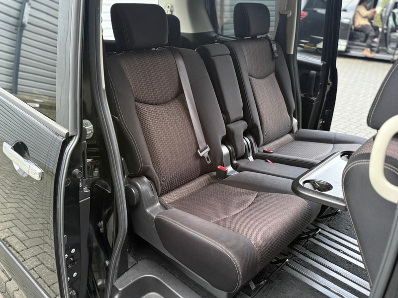 Used Nissan Serena 2015 for sale - 77241809: Photo 25