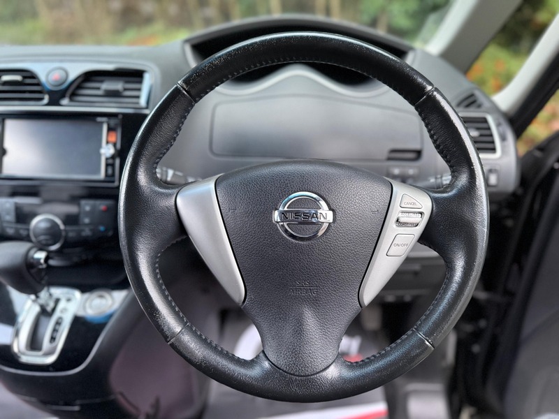 Used Nissan Serena 2015 for sale - 77241809: Photo 33