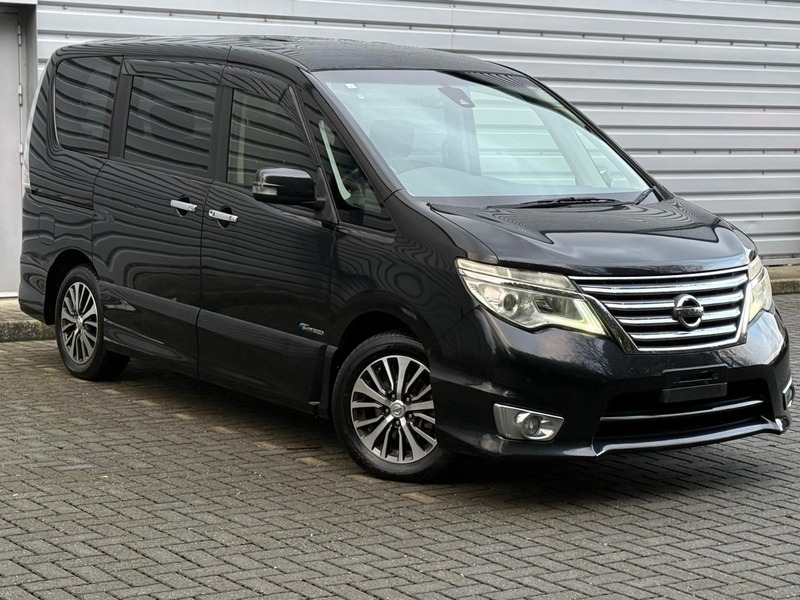 Used Nissan Serena 2015 for sale - 77241809: Photo 5