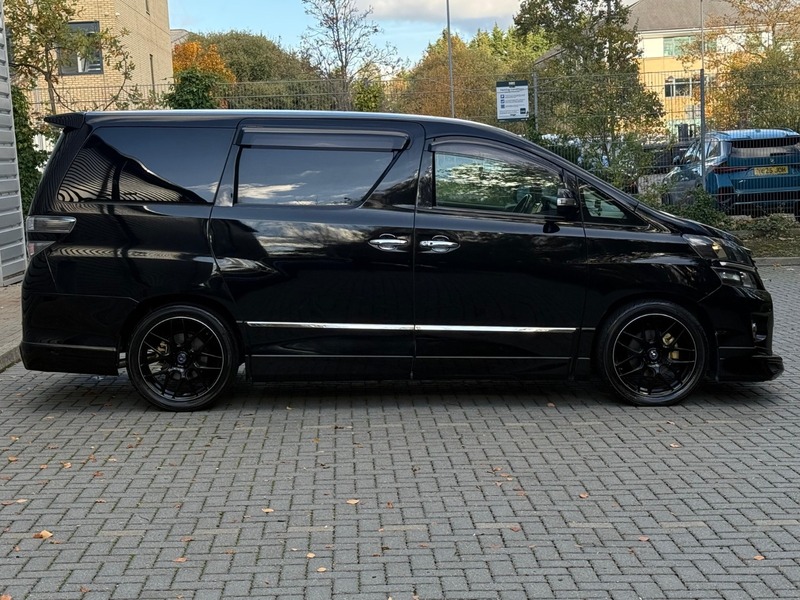 Used Toyota Vellfire 2014 for sale - 76520900: Photo 14