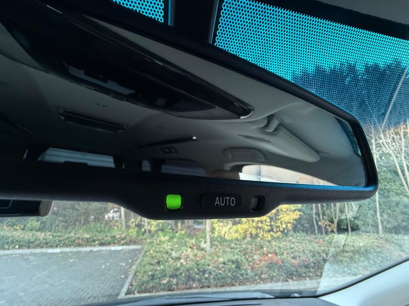 Used Toyota Vellfire 2014 for sale - 76520900: Photo 20