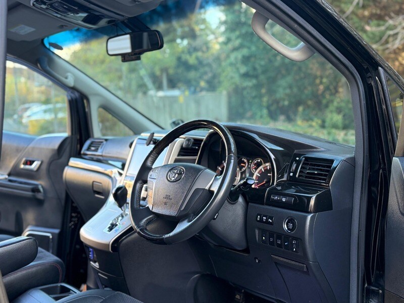 Used Toyota Vellfire 2014 for sale - 76520900: Photo 38