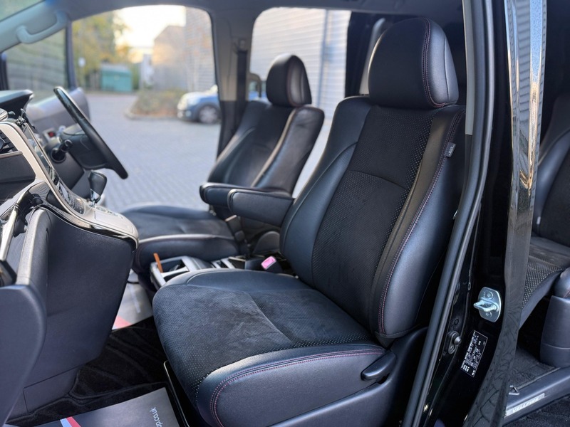 Used Toyota Vellfire 2014 for sale - 76520900: Photo 43