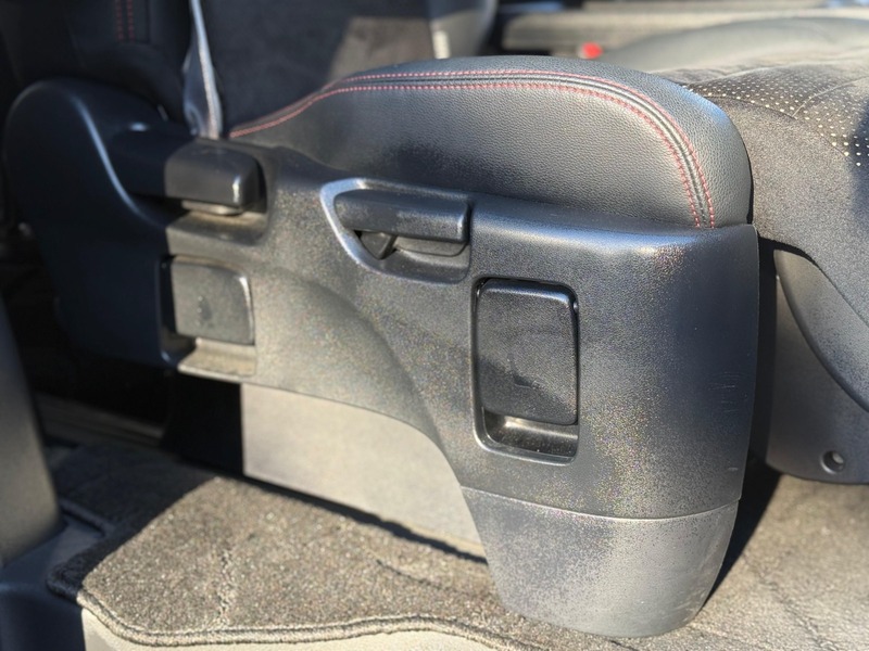 Used Toyota Vellfire 2014 for sale - 76520900: Photo 47