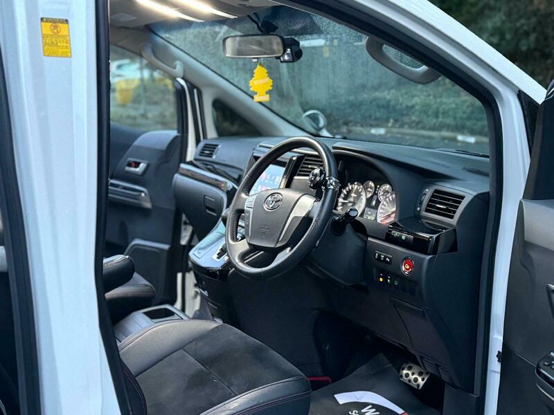 Used Toyota Vellfire 2024 for sale - 76884581: Photo 35