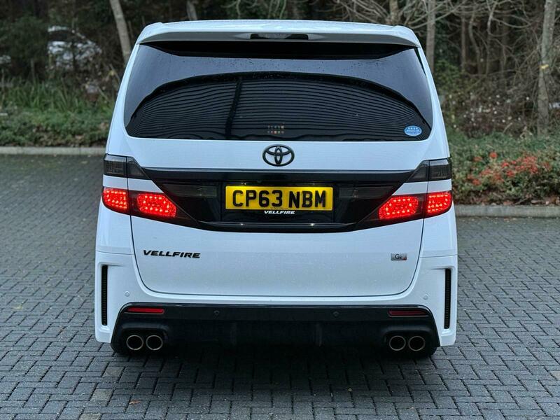 Used Toyota Vellfire 2024 for sale - 76884581: Photo 8