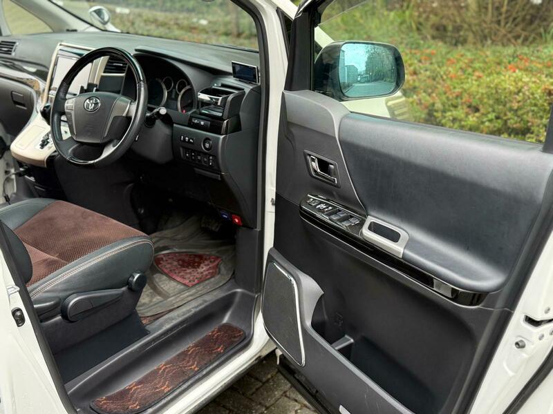 Used Toyota Alphard 2026 for sale - 77465403: Photo 26
