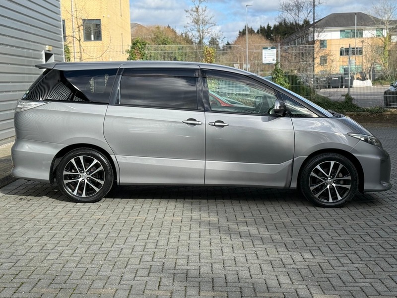 Used Toyota Estima 2014 for sale - 77693995: Photo 12