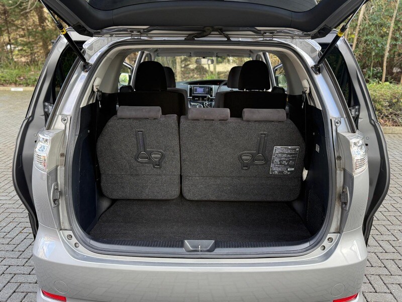 Used Toyota Estima 2014 for sale - 77693995: Photo 37