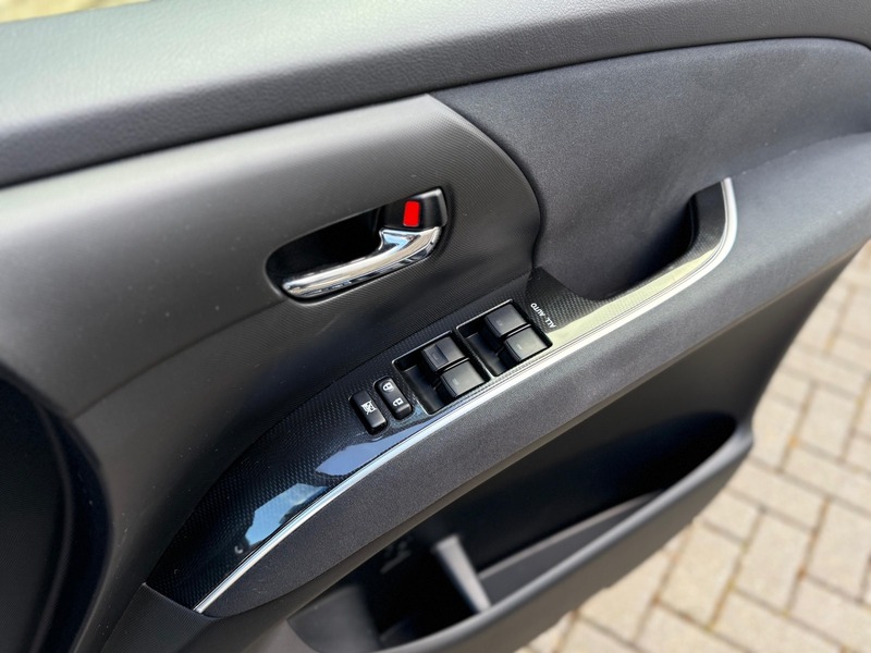 Used Toyota Estima 2014 for sale - 77693995: Photo 43