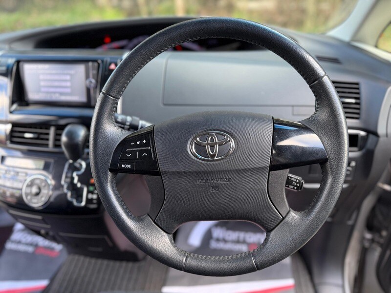 Used Toyota Estima 2014 for sale - 77693995: Photo 46