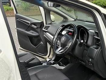 Used Honda Jazz 2014 for sale - 78830397: Photo