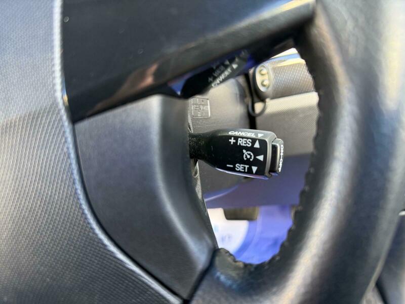 Used Toyota Estima 2013 for sale - 77564139: Photo 11