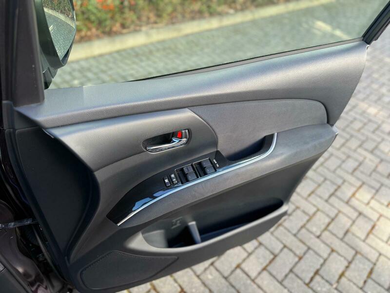 Used Toyota Estima 2013 for sale - 77564139: Photo 19