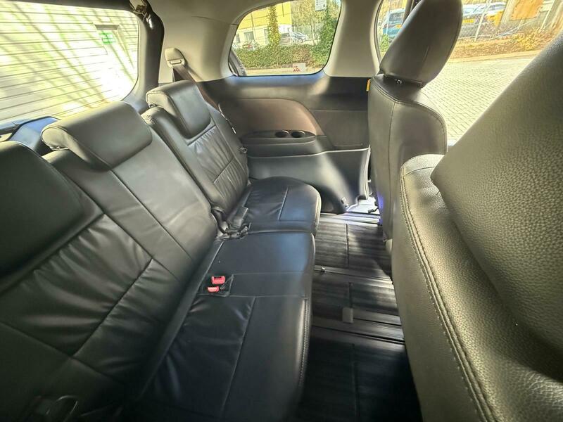 Used Toyota Estima 2013 for sale - 77564139: Photo 25