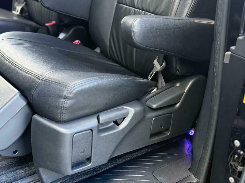 Used Toyota Estima 2013 for sale - 77564139: Photo 30