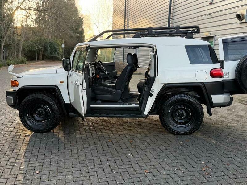Used Toyota FJ Cruiser 2016 for sale - 76986564: Photo 17