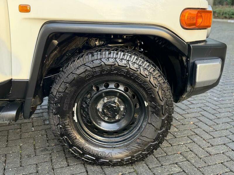 Used Toyota FJ Cruiser 2016 for sale - 76986564: Photo 32