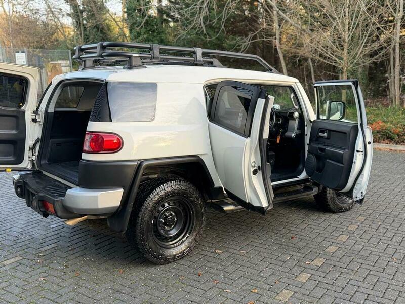 Used Toyota FJ Cruiser 2016 for sale - 76986564: Photo 6