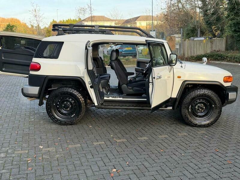 Used Toyota FJ Cruiser 2016 for sale - 76986564: Photo 8