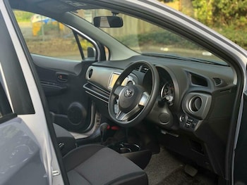 Used Toyota Yaris 2013 for sale - 78316194: Photo