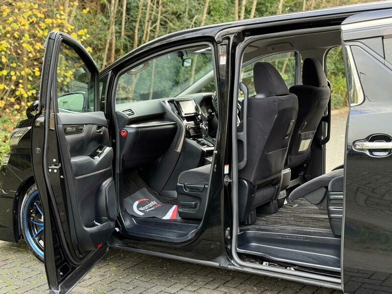 Used Toyota Vellfire 2015 for sale - 76596076: Photo 17