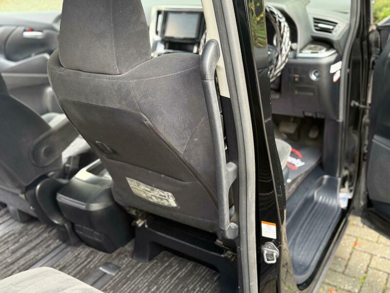 Used Toyota Vellfire 2015 for sale - 76596076: Photo 26