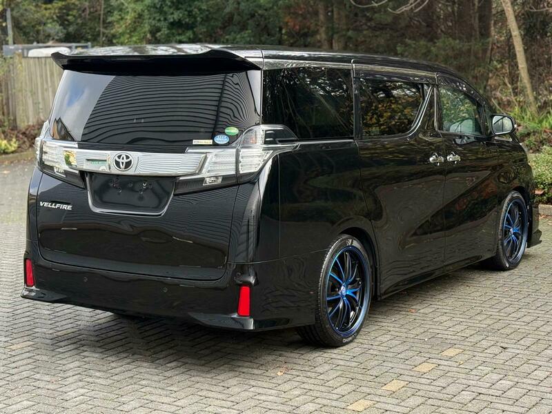 Used Toyota Vellfire 2015 for sale - 76596076: Photo 8