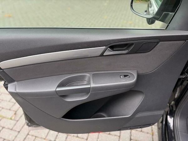 Used Volkswagen Sharan 2015 for sale - 76133080: Photo 12