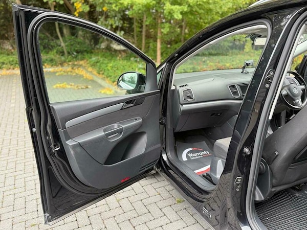 Used Volkswagen Sharan 2015 for sale - 76133080: Photo 16