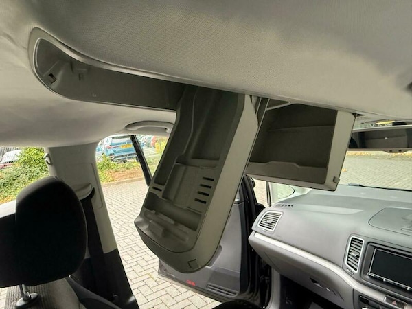 Used Volkswagen Sharan 2015 for sale - 76133080: Photo 22
