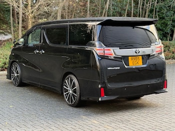 Used Toyota Vellfire 2015 for sale - 78497092: Photo