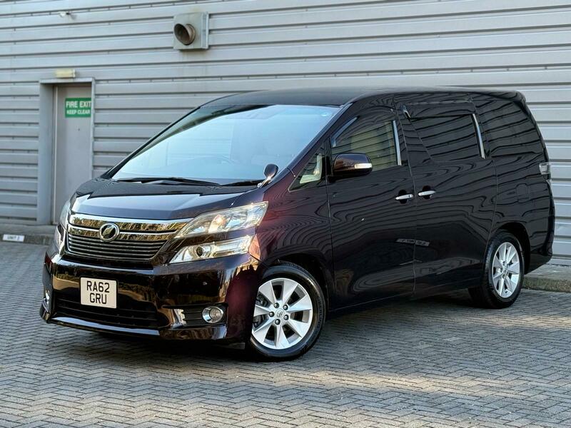 Used Toyota Vellfire 2013 for sale - 78004074: Photo 3