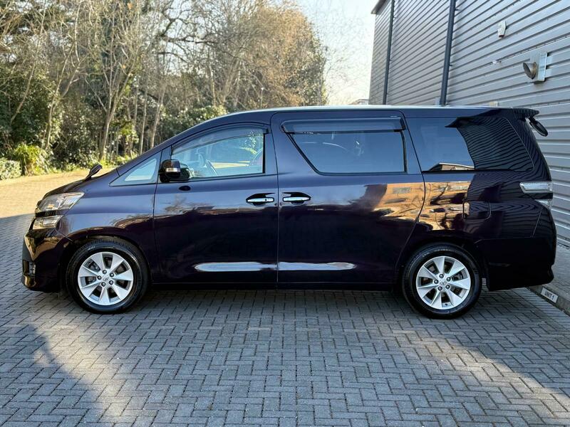 Used Toyota Vellfire 2013 for sale - 78004074: Photo 4