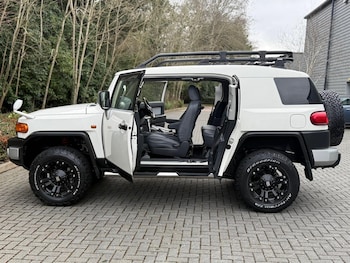 Used Toyota FJ Cruiser 2014 for sale - 78635826: Photo