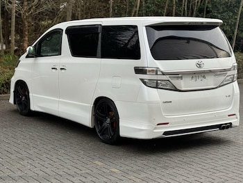 Used Toyota Vellfire 2013 for sale - 78497108: Photo