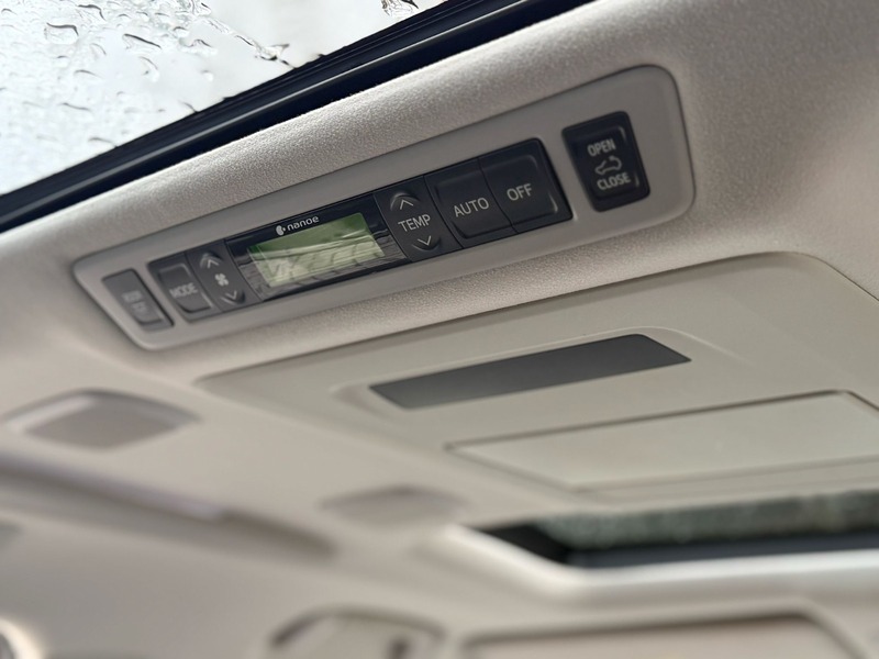 Used Toyota Vellfire 2013 for sale - 77452724: Photo 23