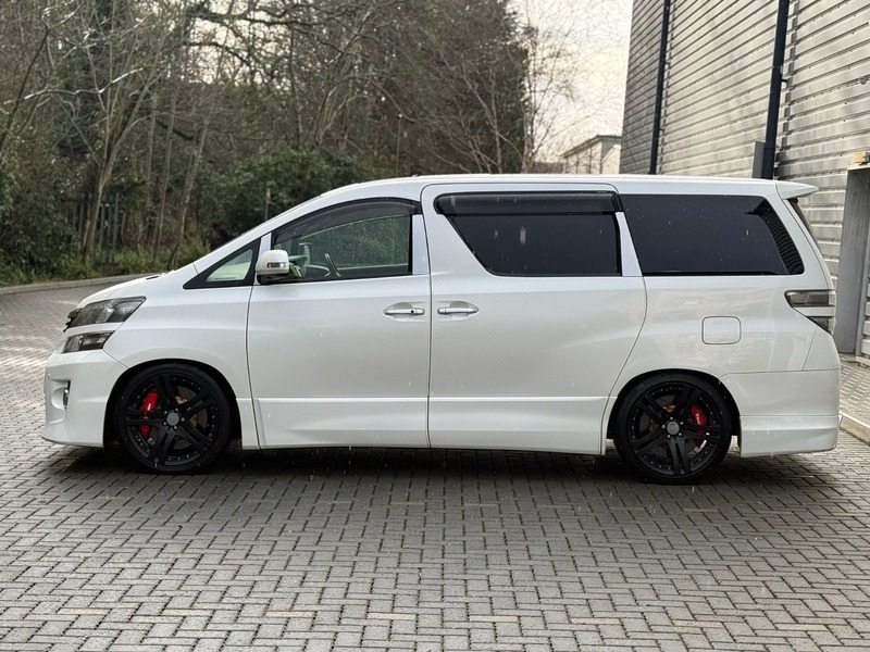 Used Toyota Vellfire 2013 for sale - 77452724: Photo 8