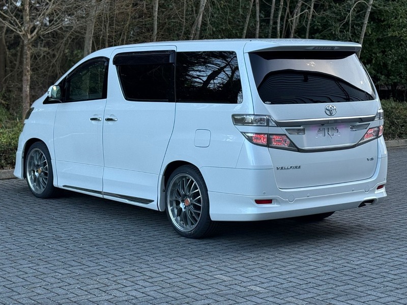 Used Toyota Vellfire 2013 for sale - 78201362: Photo 2
