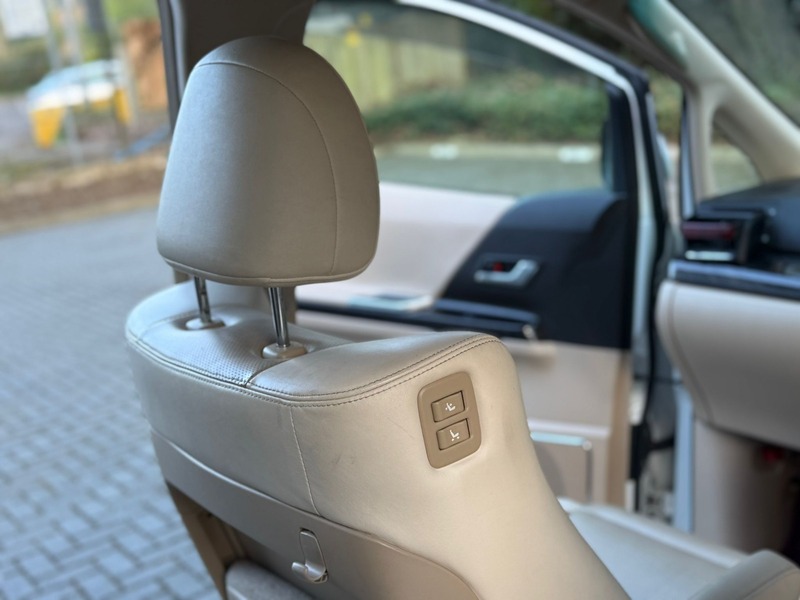 Used Toyota Vellfire 2013 for sale - 78201362: Photo 23